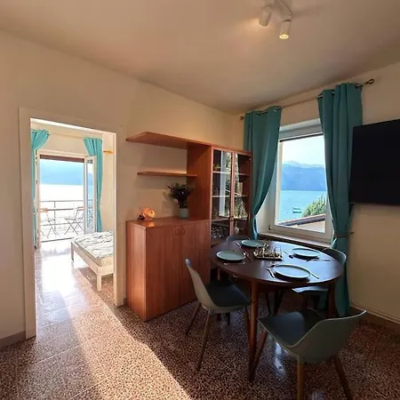 Di By Gardadoma * Brenzone